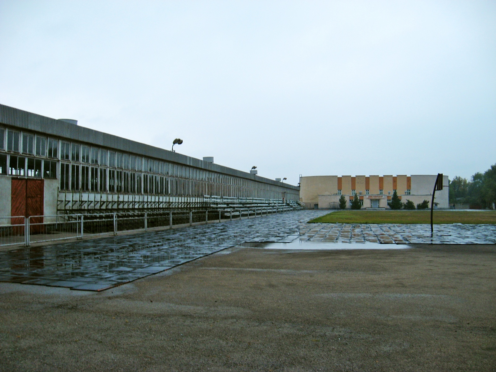 спорткомплекс